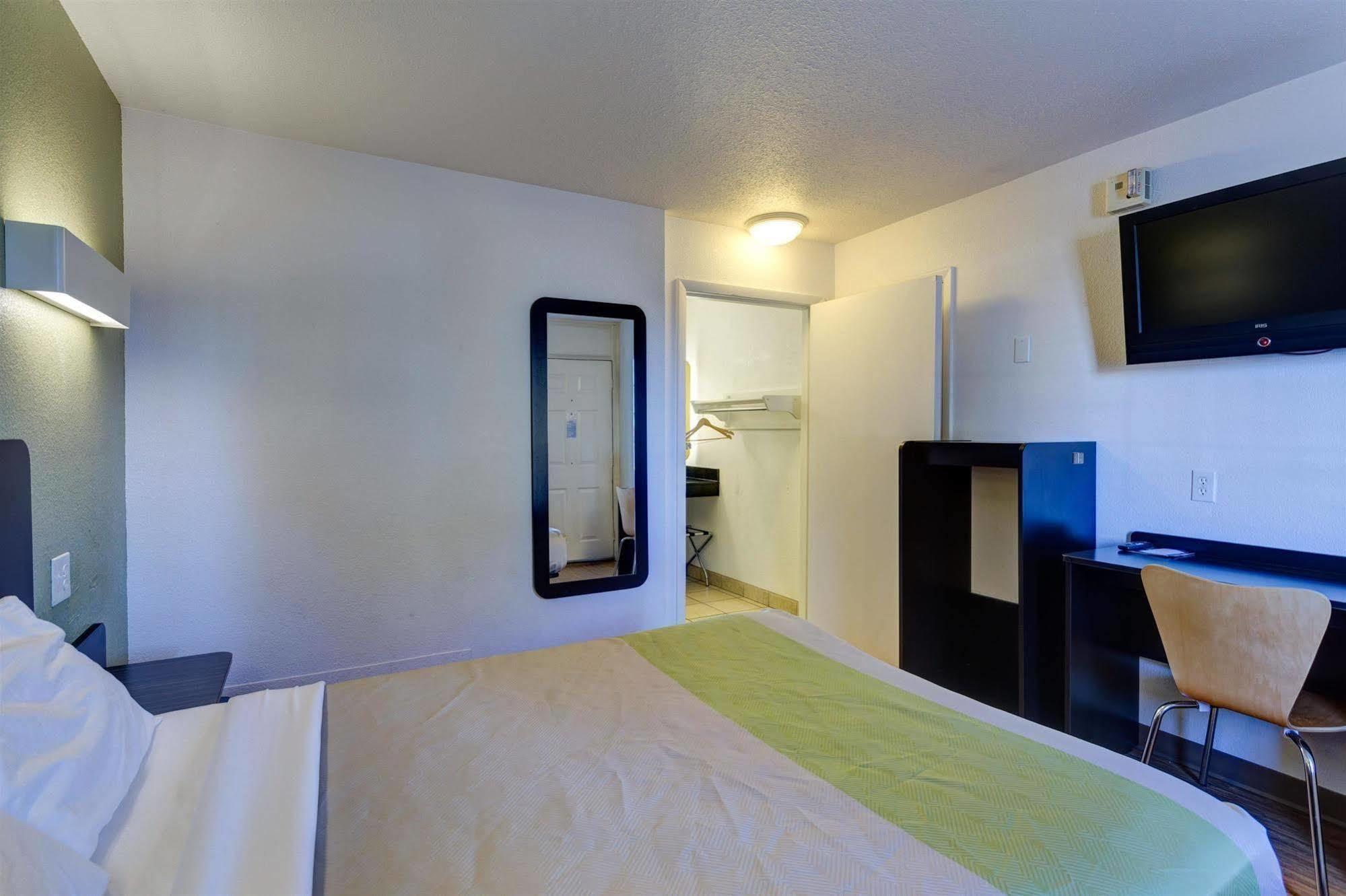 Americas Best Value Inn Bowling Green Eksteriør billede