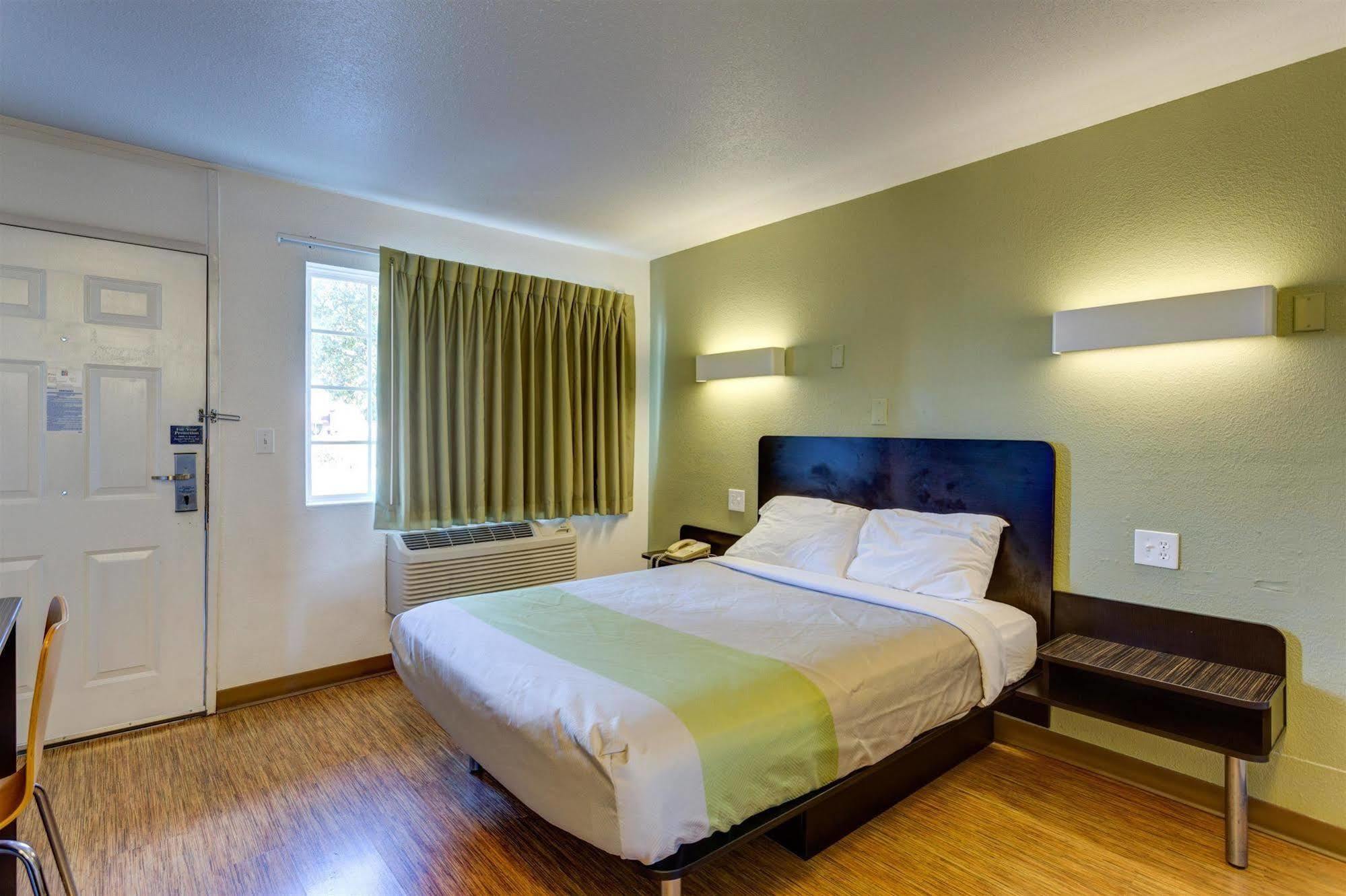 Americas Best Value Inn Bowling Green Eksteriør billede
