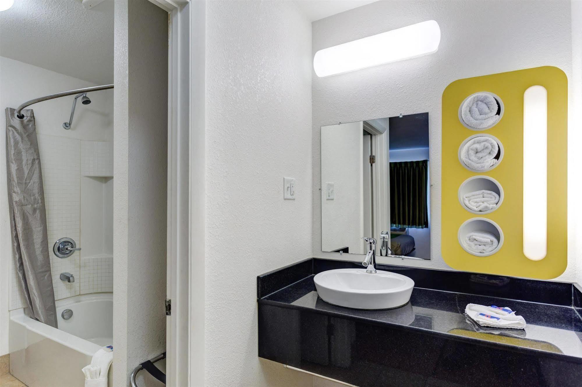 Americas Best Value Inn Bowling Green Eksteriør billede